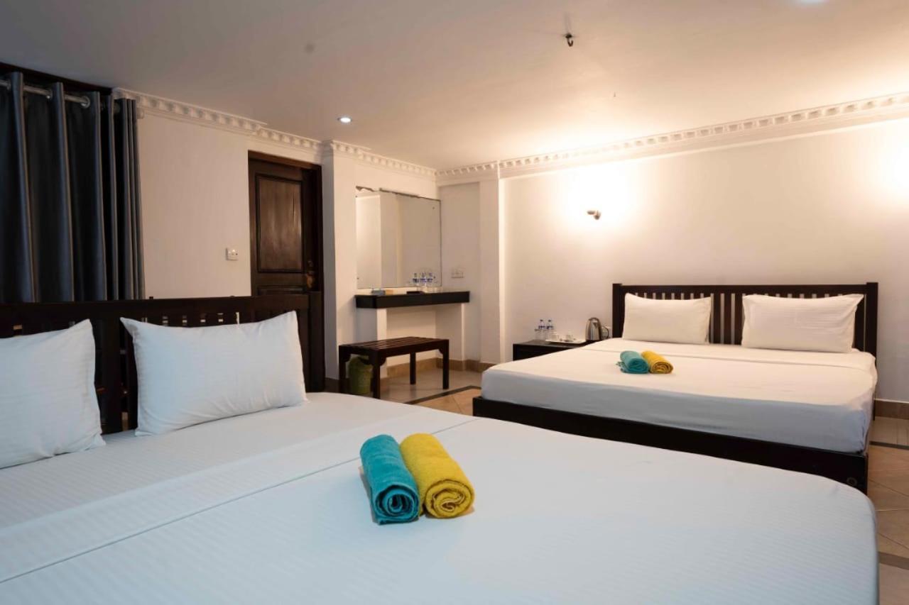 Topaz Beach Hotel Negombo Eksteriør bilde